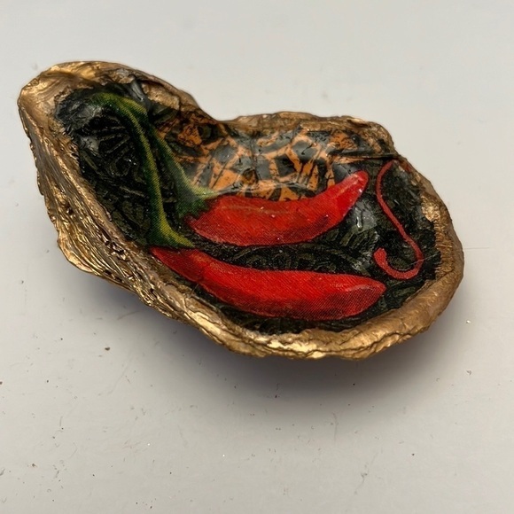 Handmade Resin Oyster Art Shell Trinket Ring Dish - Picture 5 of 5